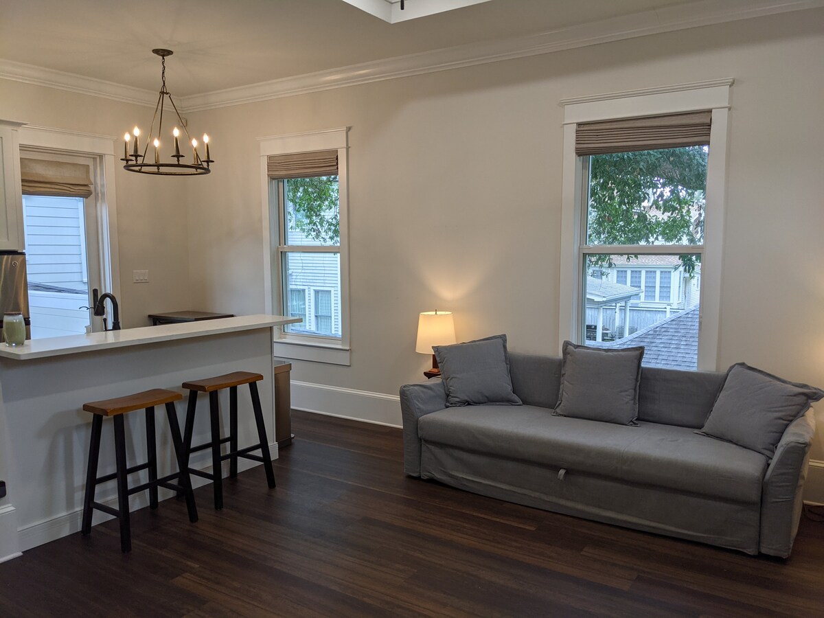 Private exterior entrance